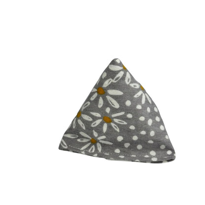 Spring Cat Toy with Catnip | Pyramid Happy Sack