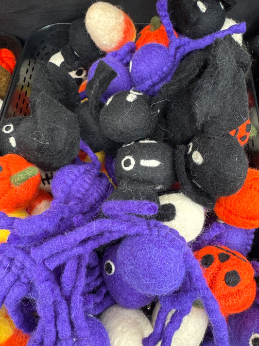 Halloween Cat Toy | Wool | Weekly on the Menu