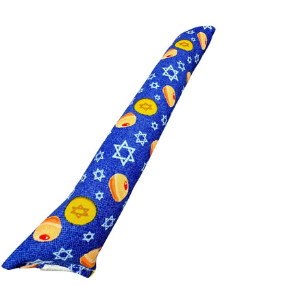 Sufganiyot Treats Kicker Catnip Cat Toy – blue background with donuts and stars – CatnipTakeout.