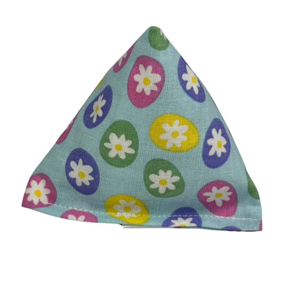 Easter egg and daisy pyramid catnip toy for active indoor cats and kittens