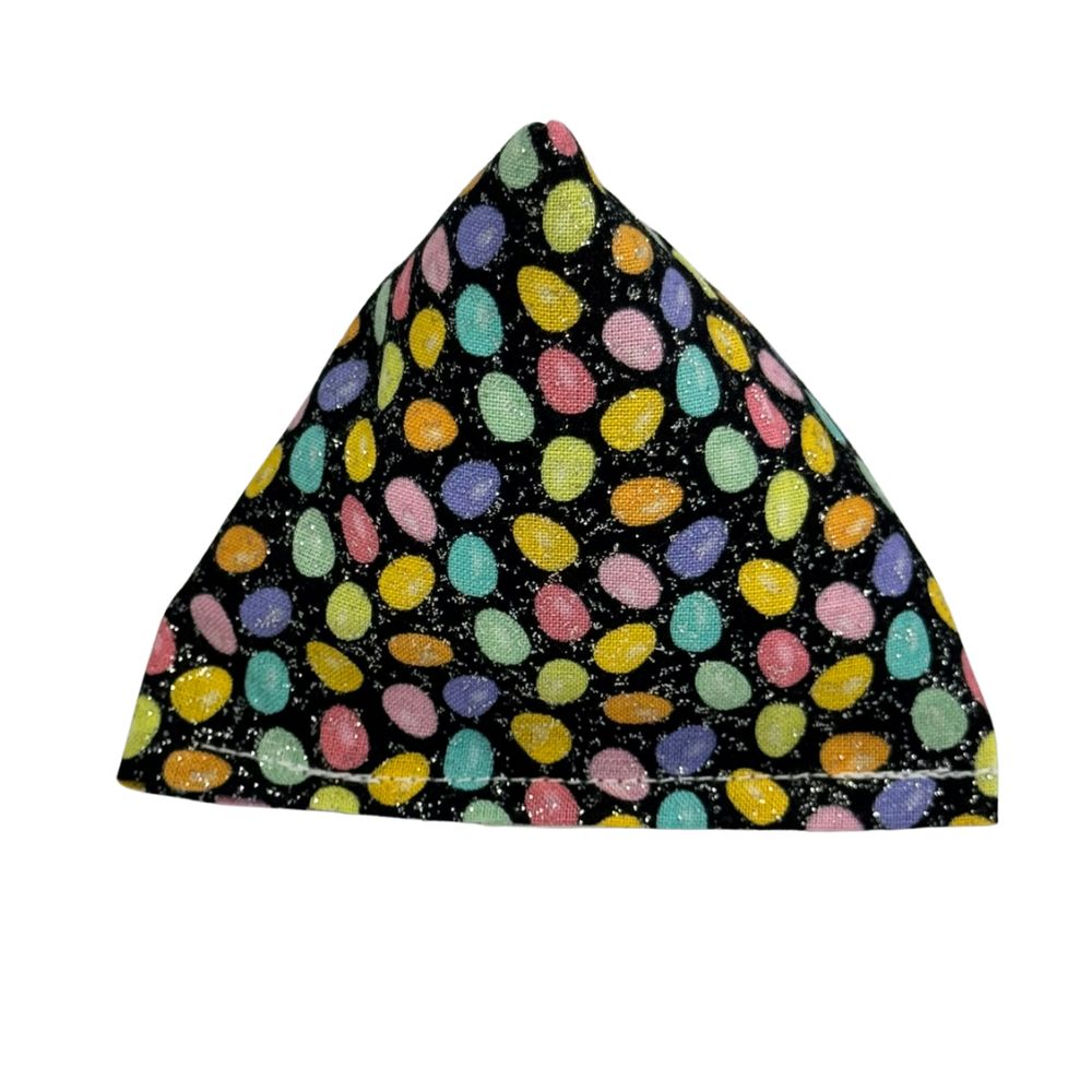Black speckled egg pyramid catnip toy for high-energy indoor cats