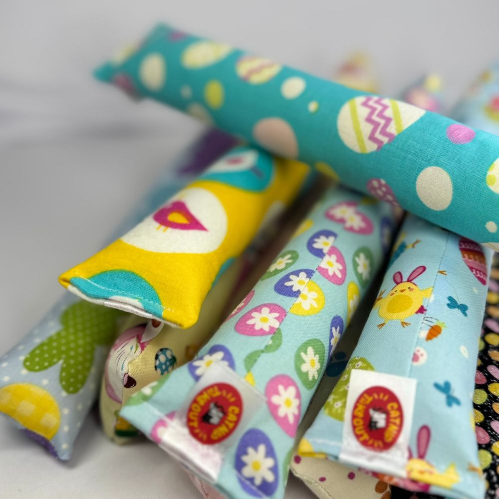 Easter kicker cat toy showing cotton fabric and long wrestling shape